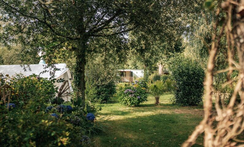 l-orangerie-de-lanniron-hebergements-emplacements-1 Sunelia©PHOTO911_09-2021-46.jpg